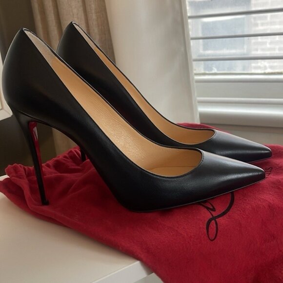Christian Louboutin So Kate Pointed Toe Pump - Picture 1 of 9